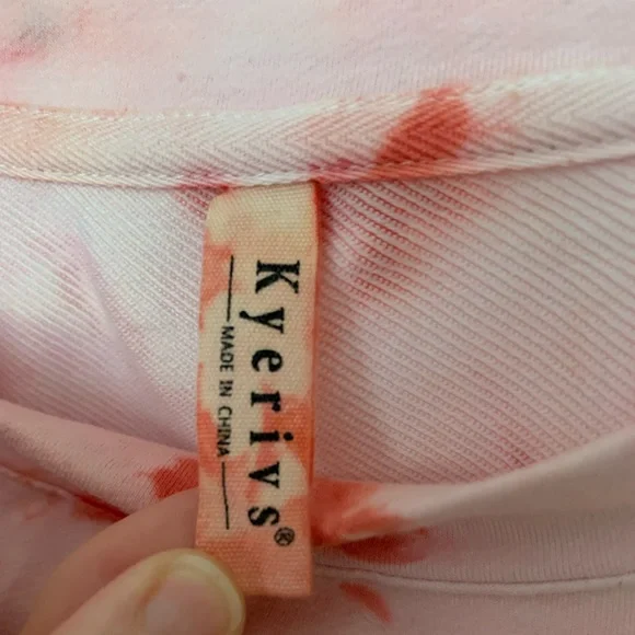 Kyerivs Red Tie Dye Long Sleeve Crop - Large - Picture 4 of 5